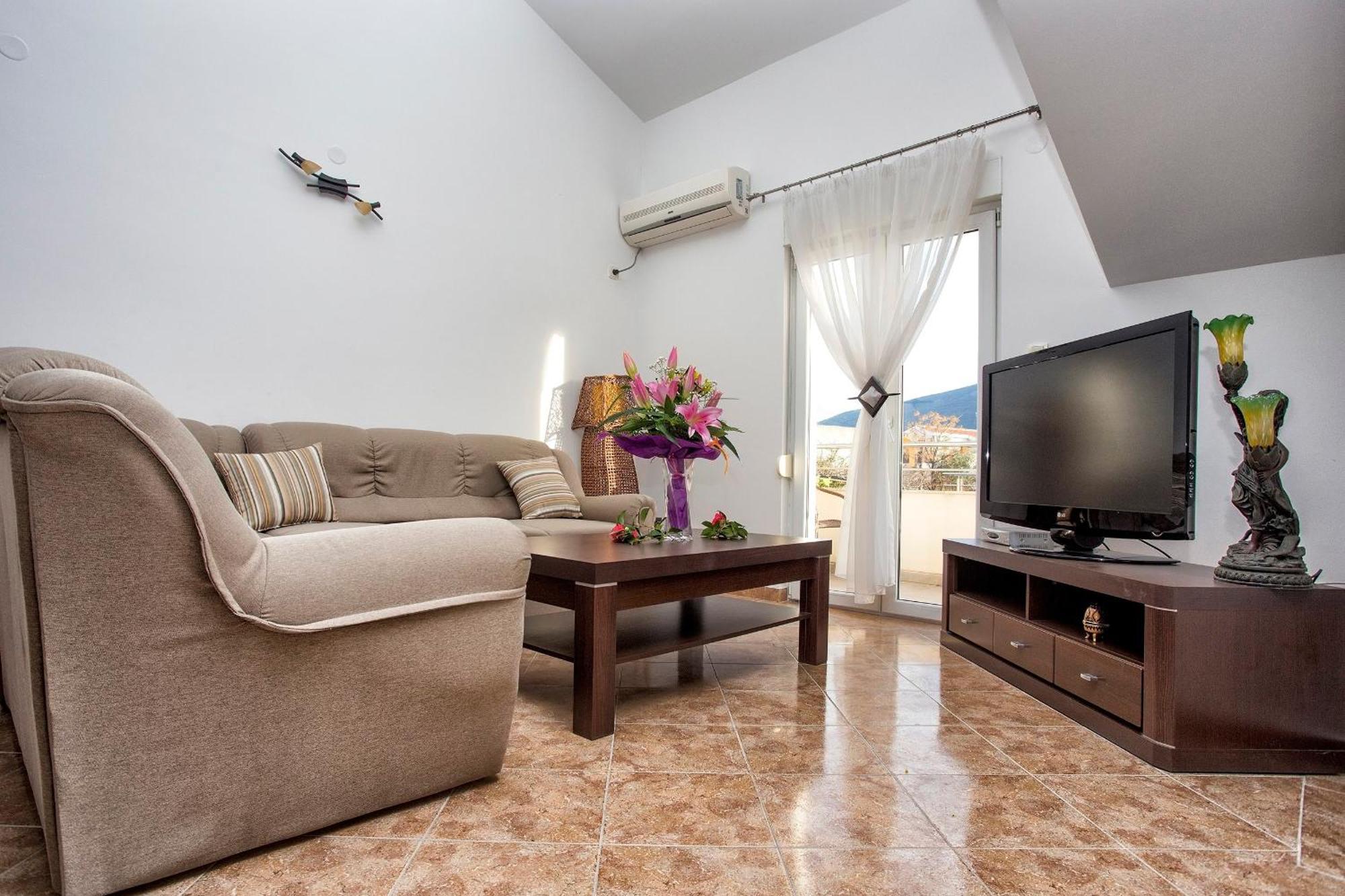 Sun Village Aparthotel Herceg Novi Rom bilde