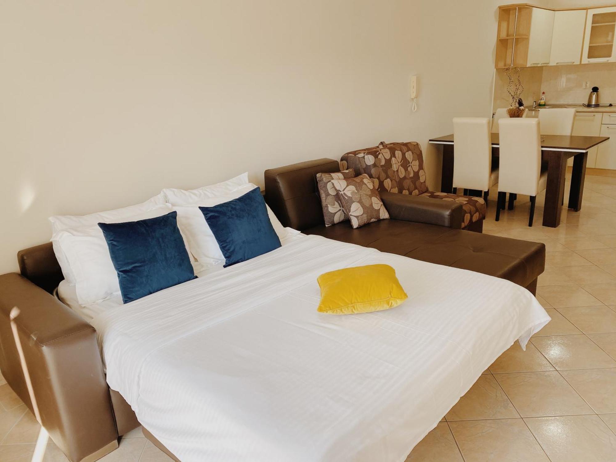 Sun Village Aparthotel Herceg Novi Rom bilde